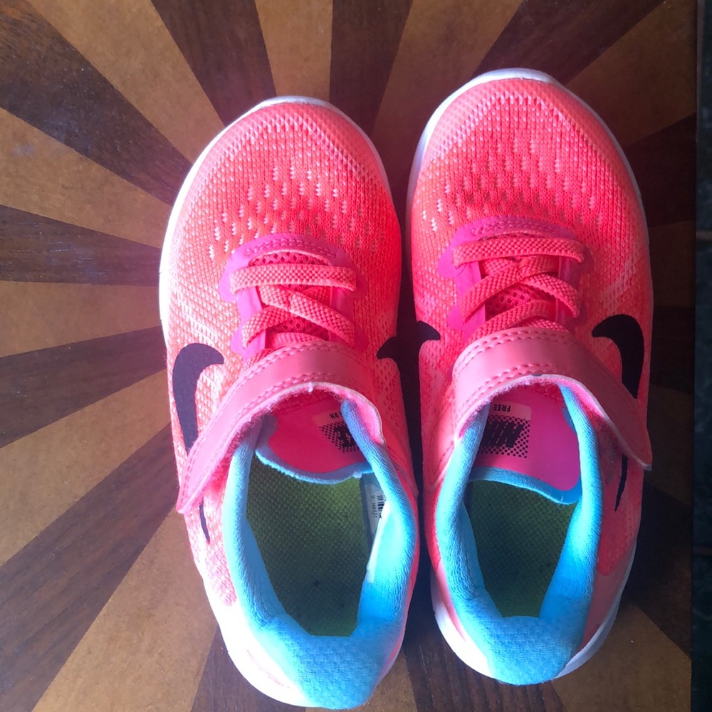 Tênis shoes